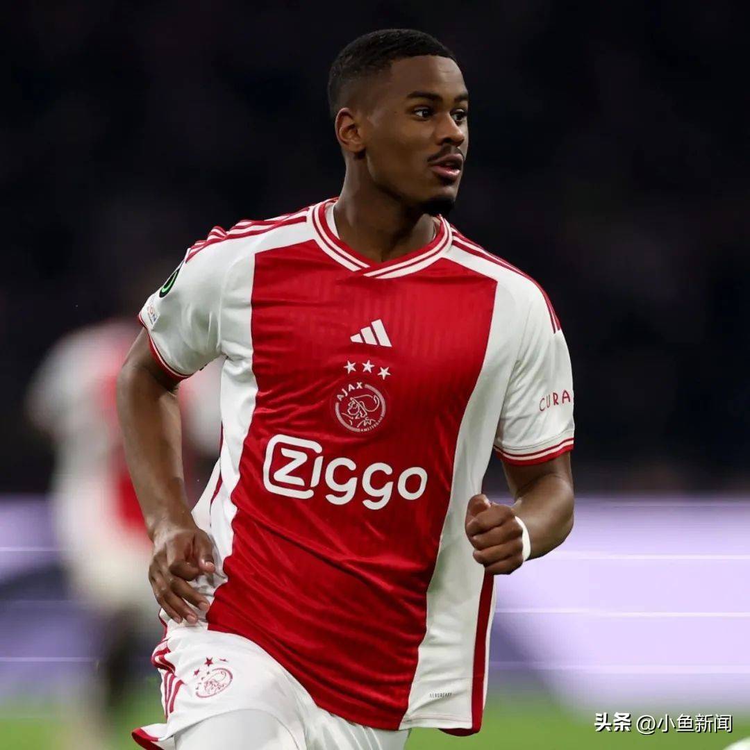关于罗马宣布签下新后卫，加强球队防守实力的信息