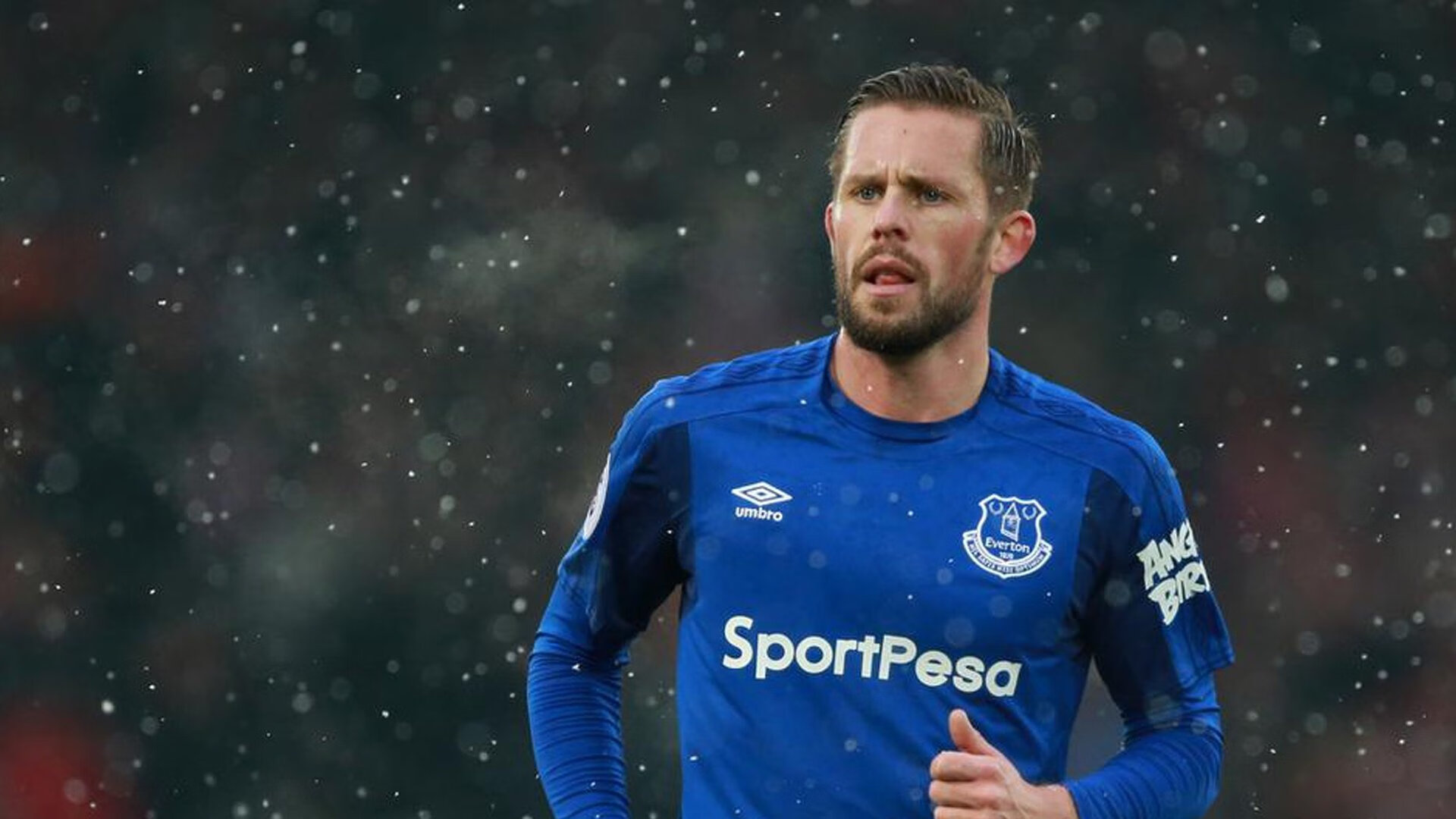 雷霆一击提前终结悬念，马克西在世界排名争夺战中接管比赛