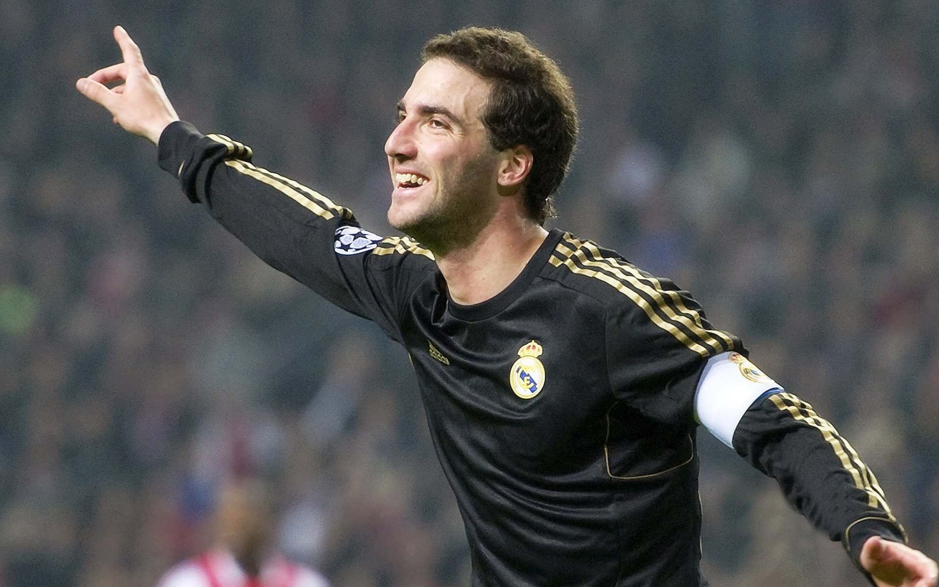 瑞士碾压雷恩,皮克成为关键先生,一场战术与意志的胜利